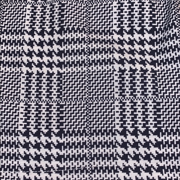 Forever 21 plaid skirt - Picture 2 of 3